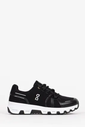 CONTRAST RUNNING TRAINERS