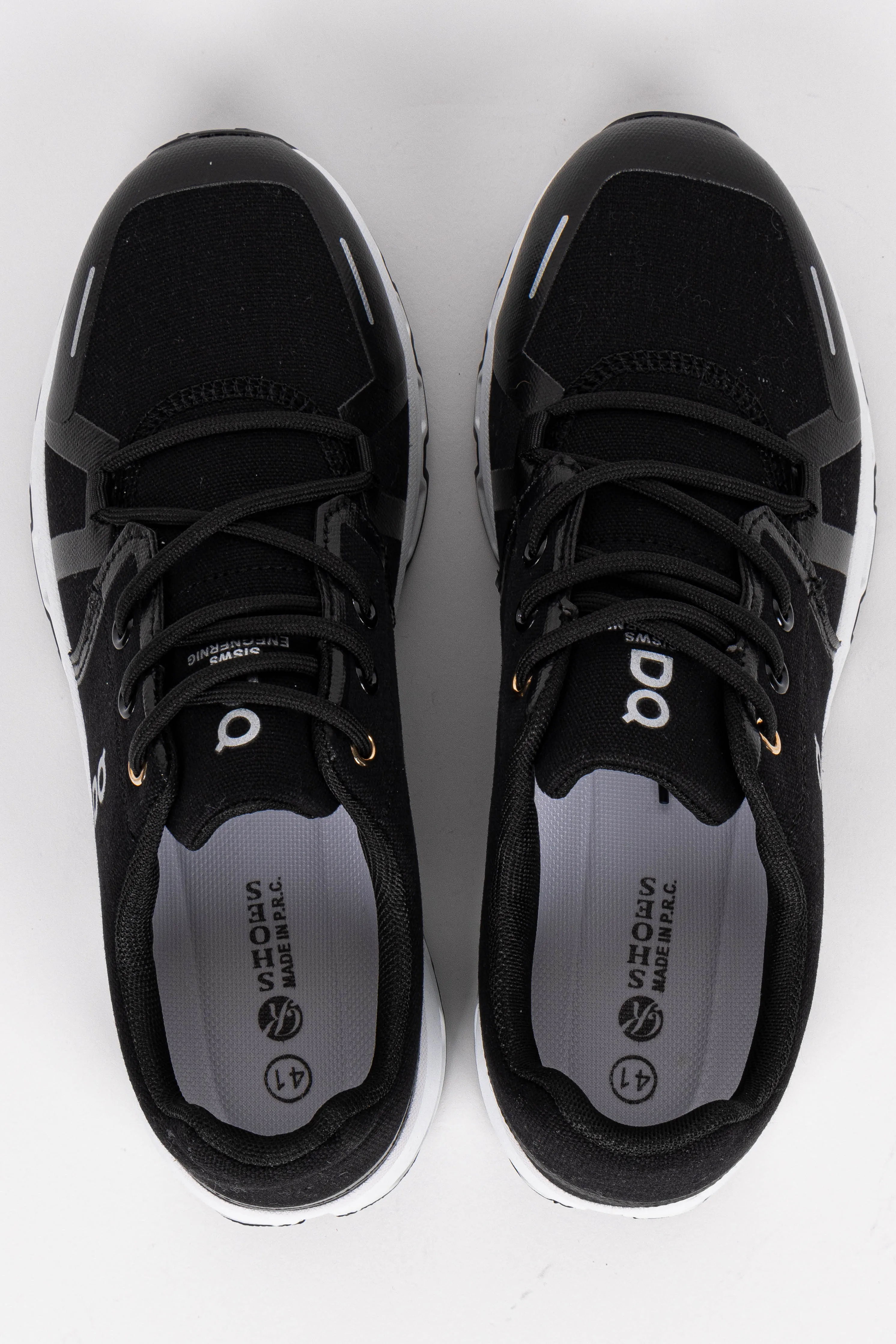 CONTRAST RUNNING TRAINERS