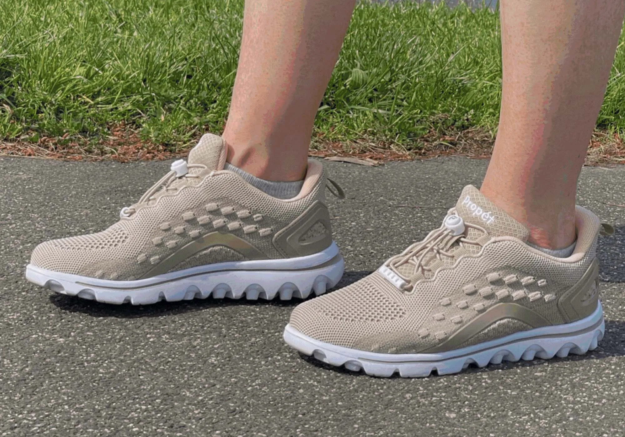 Propet Womens Travelactiv Axial Comfortable Wide Width Walking Shoes