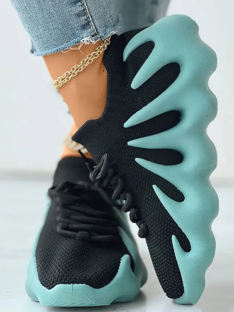 Stylish and airy Sneakers