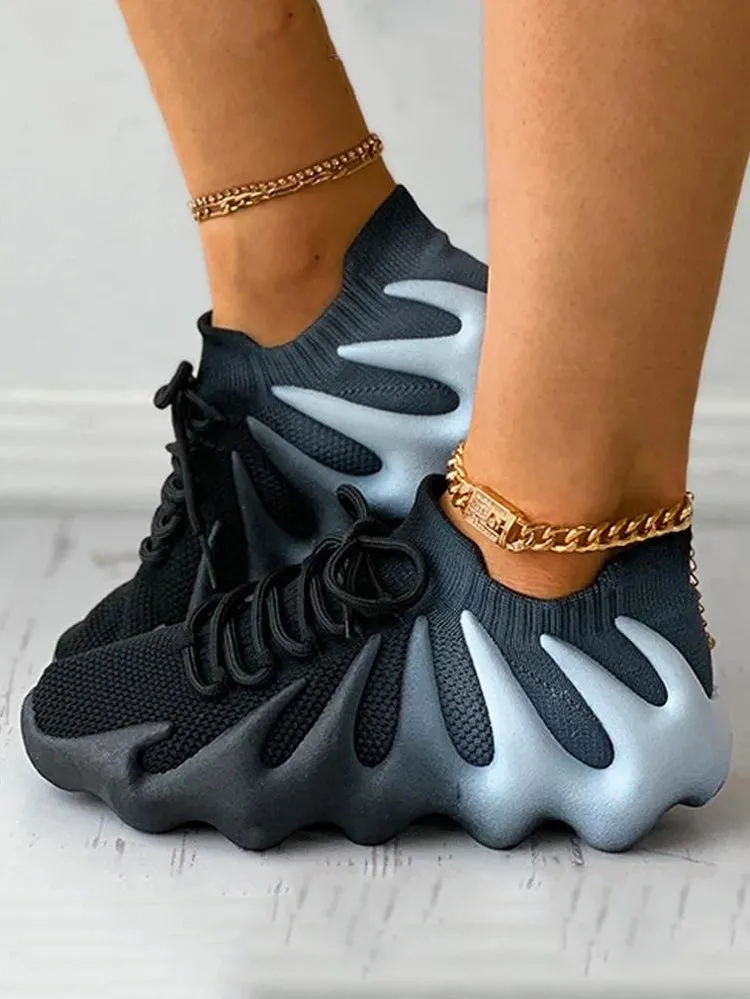 Stylish and airy Sneakers
